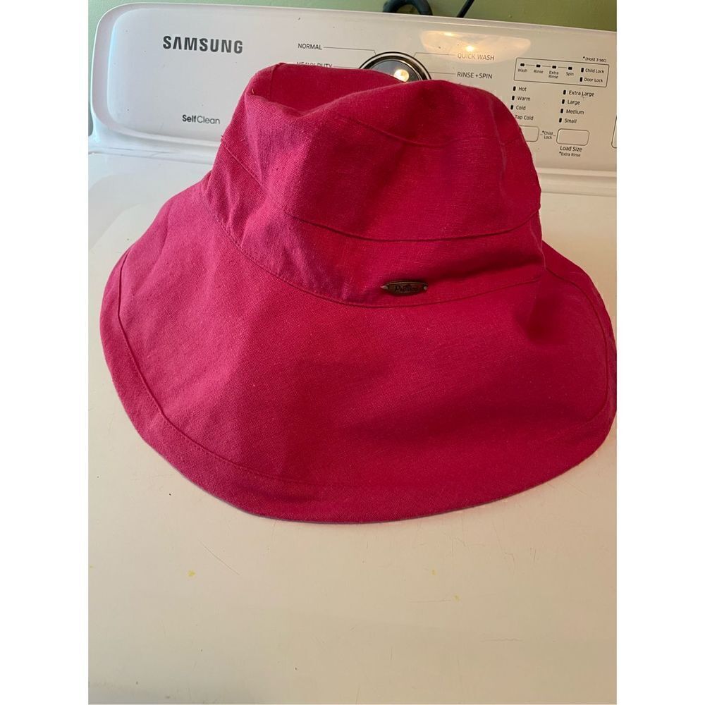 Papillon Hat 